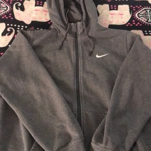 nike sweatshirt